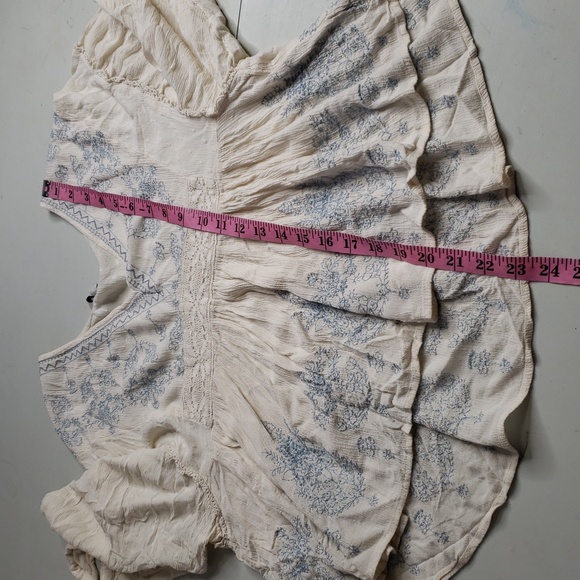 American Eagle Floral Embroidered Dolman Sleeves Babydoll Top Size L Fairy Lacey - Picture 11 of 16